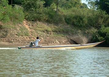 Fast Makong Canoe